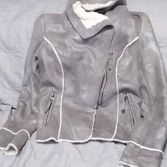 Jacket - Picture 4 of 4